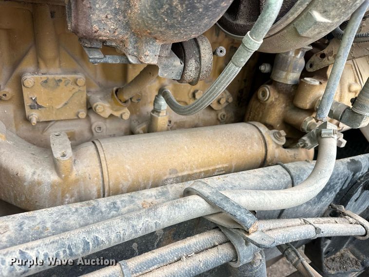 image for item EQ4725 2000 Peterbilt 379 semi truck