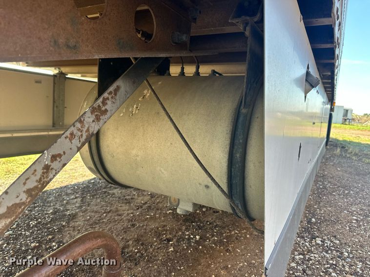 image for item EQ4736 2011 Wabash refrigerated van trailer