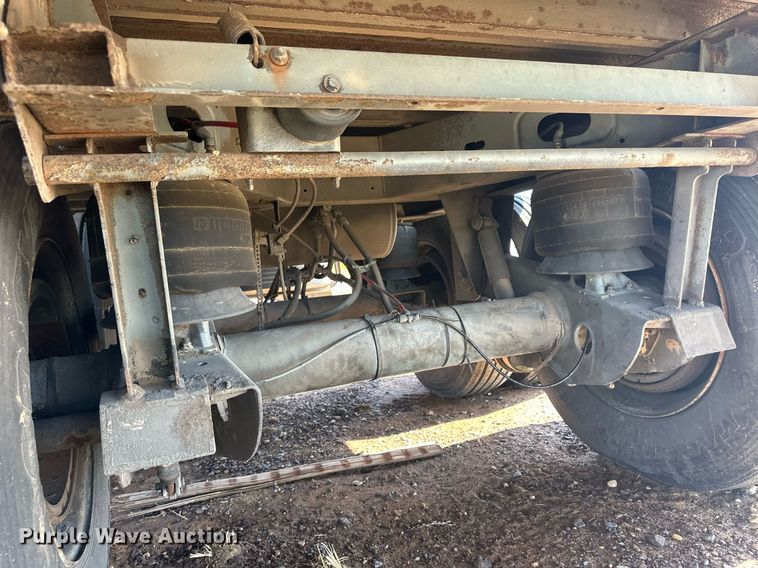 image for item EQ4736 2011 Wabash refrigerated van trailer