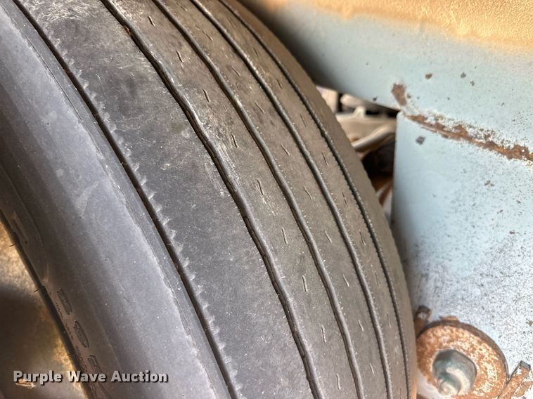 image for item EQ4736 2011 Wabash refrigerated van trailer