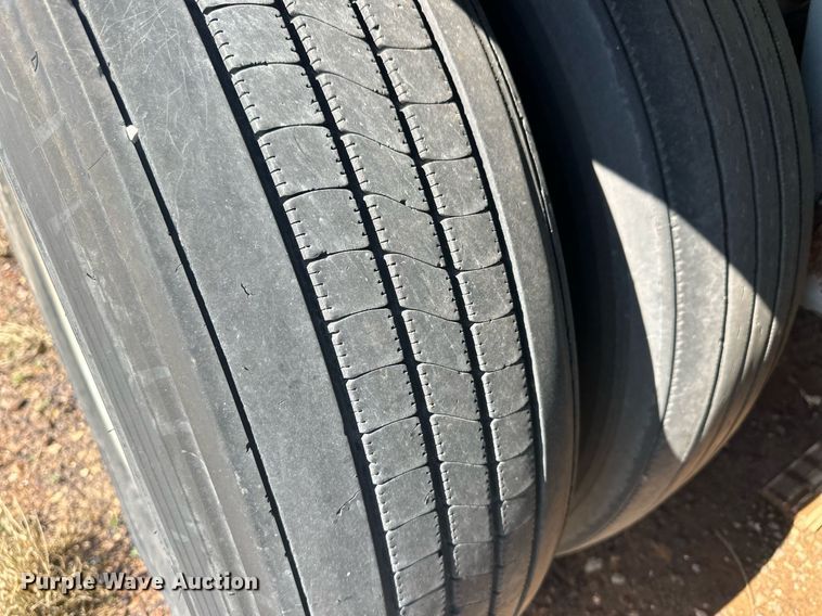 image for item EQ4736 2011 Wabash refrigerated van trailer