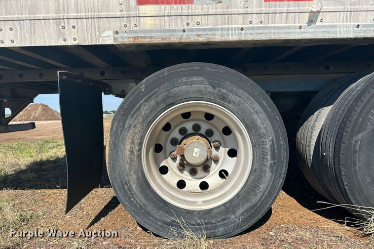 image for item EQ4736 2011 Wabash refrigerated van trailer