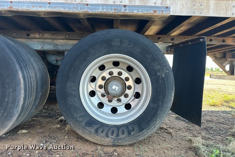 image for item EQ4736 2011 Wabash refrigerated van trailer