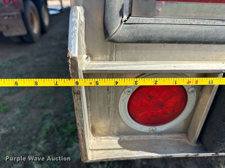 image for item EQ4736 2011 Wabash refrigerated van trailer