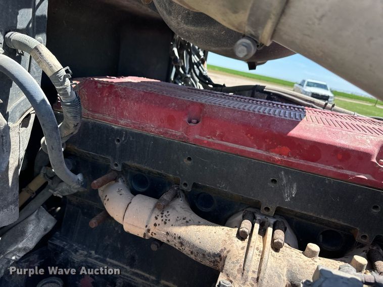 image for item EQ4751 2010 Peterbilt 386 semi truck