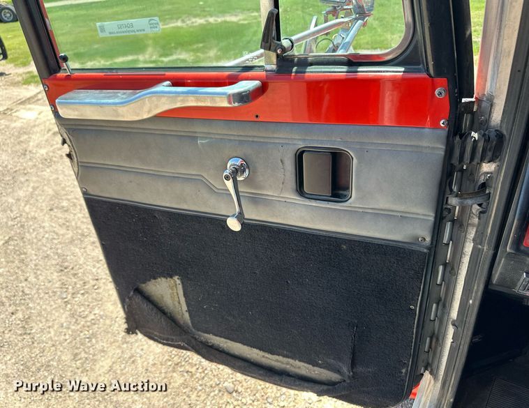 image for item EQ4752 1997 Peterbilt 379 semi truck