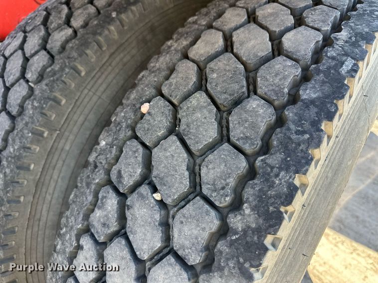 image for item EQ4752 1997 Peterbilt 379 semi truck