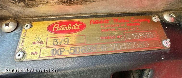 image for item EQ4752 1997 Peterbilt 379 semi truck
