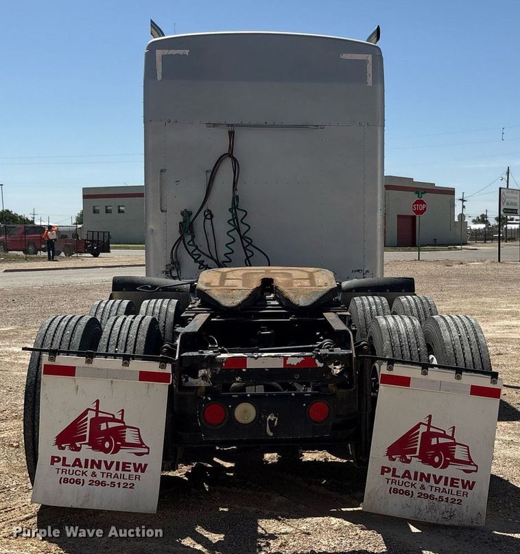 image for item EX9250 2005 Kenworth W900 semi truck