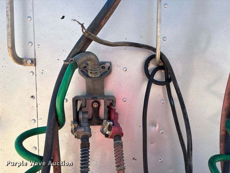 image for item EX9250 2005 Kenworth W900 semi truck