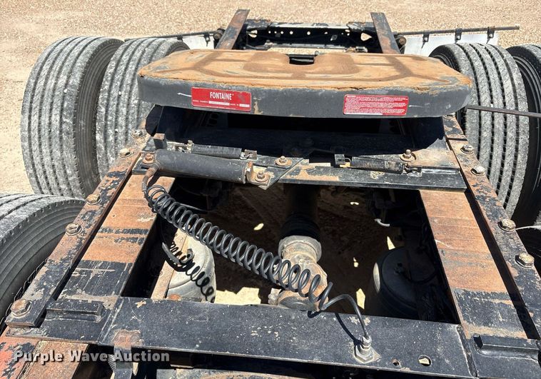 image for item EX9250 2005 Kenworth W900 semi truck