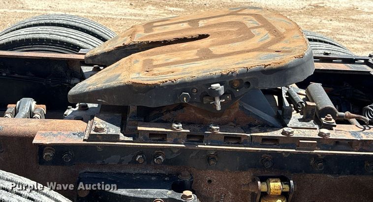 image for item EX9250 2005 Kenworth W900 semi truck