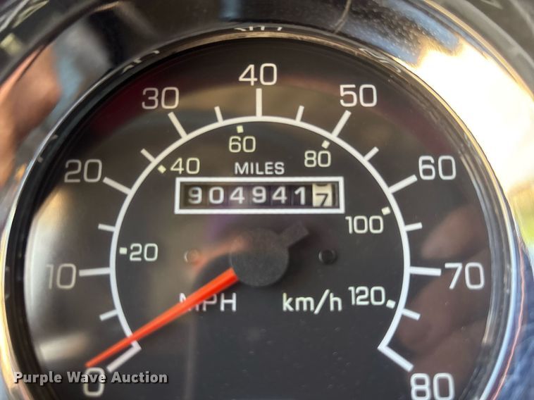 image for item EX9250 2005 Kenworth W900 semi truck