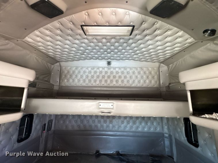 image for item EX9250 2005 Kenworth W900 semi truck