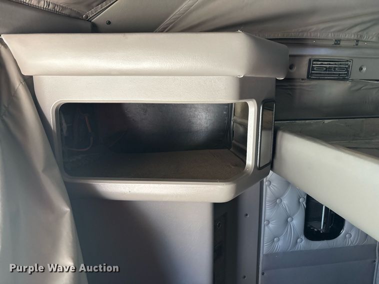 image for item EX9250 2005 Kenworth W900 semi truck