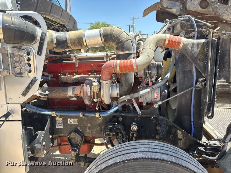 image for item EX9250 2005 Kenworth W900 semi truck