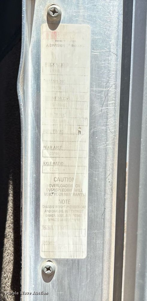 image for item EX9250 2005 Kenworth W900 semi truck