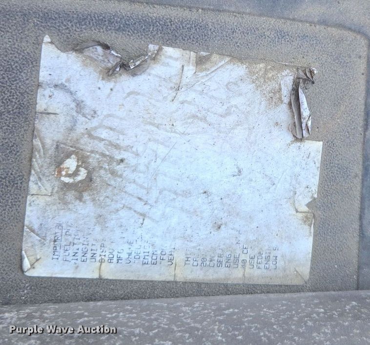 image for item FB9354 2016 Freightliner Cascadia semi truck