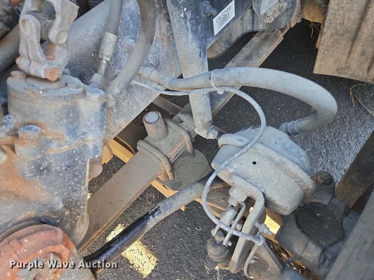 image for item FB9354 2016 Freightliner Cascadia semi truck