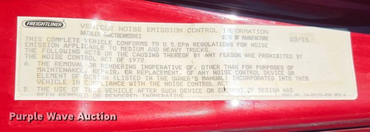 image for item FB9354 2016 Freightliner Cascadia semi truck