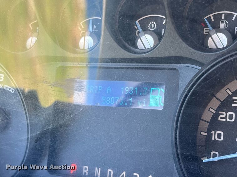 image for item ND9764 2013 Ford F650 Super Duty XL chipper truck