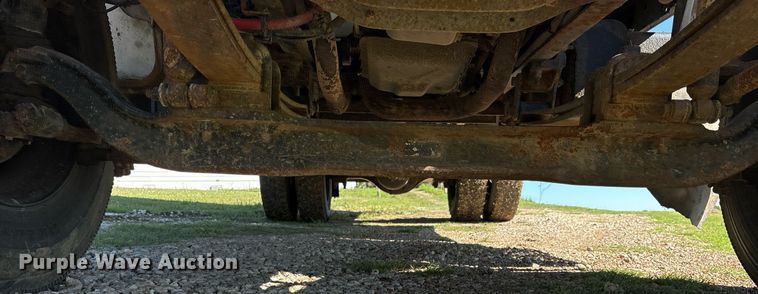 image for item ND9764 2013 Ford F650 Super Duty XL chipper truck