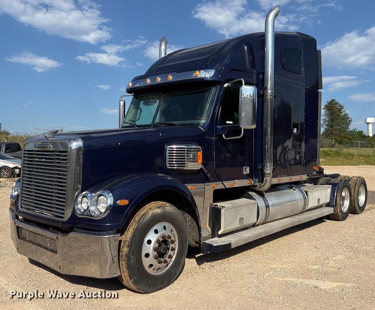 image for item OK9495 2013 Freightliner Coronado glider kit semi truck