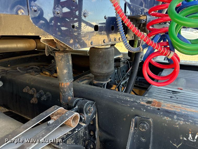 image for item OK9495 2013 Freightliner Coronado glider kit semi truck