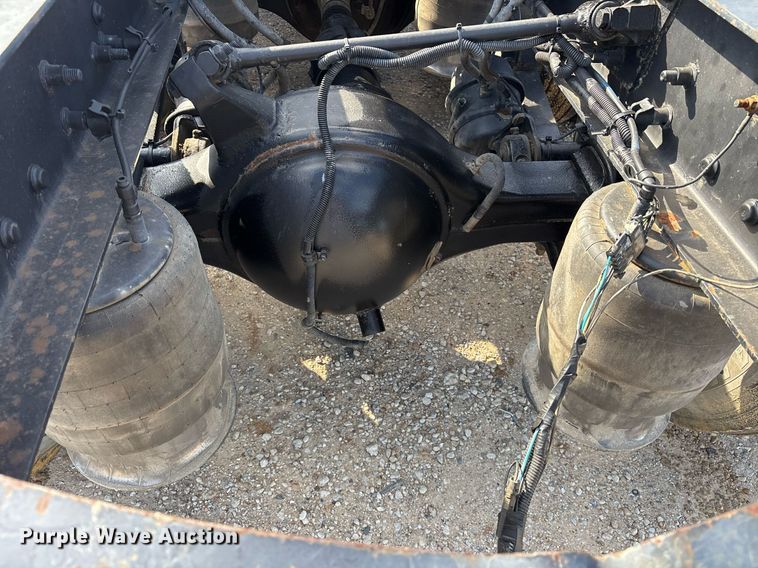 image for item OK9495 2013 Freightliner Coronado glider kit semi truck