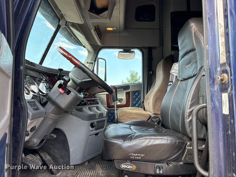 image for item OK9495 2013 Freightliner Coronado glider kit semi truck