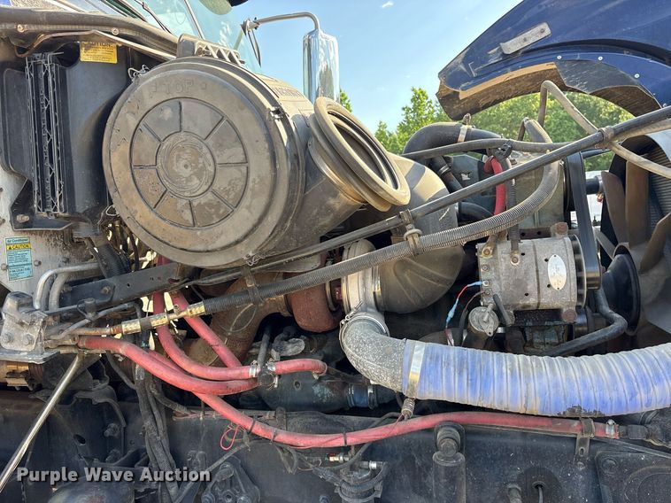 image for item OK9495 2013 Freightliner Coronado glider kit semi truck