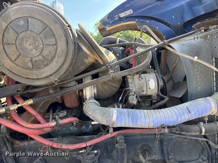 image for item OK9495 2013 Freightliner Coronado glider kit semi truck