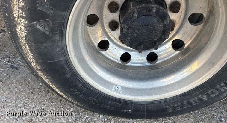 image for item OK9495 2013 Freightliner Coronado glider kit semi truck