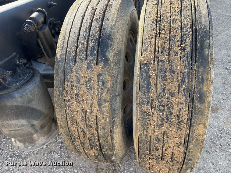 image for item OK9495 2013 Freightliner Coronado glider kit semi truck