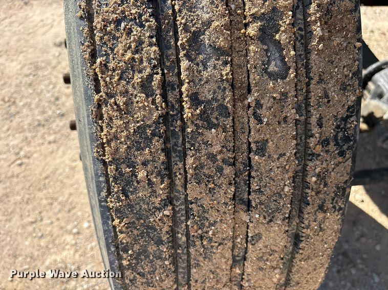 image for item OK9495 2013 Freightliner Coronado glider kit semi truck