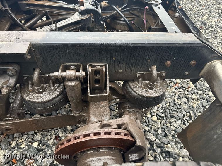 image for item YA0138 2017 Kenworth T880 semi truck