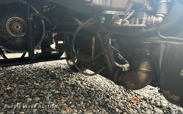 image for item YA0138 2017 Kenworth T880 semi truck