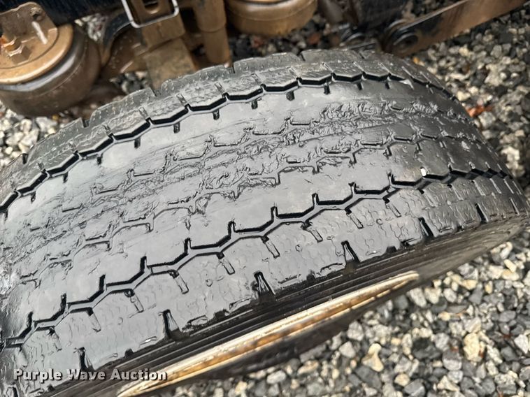 image for item YA0138 2017 Kenworth T880 semi truck