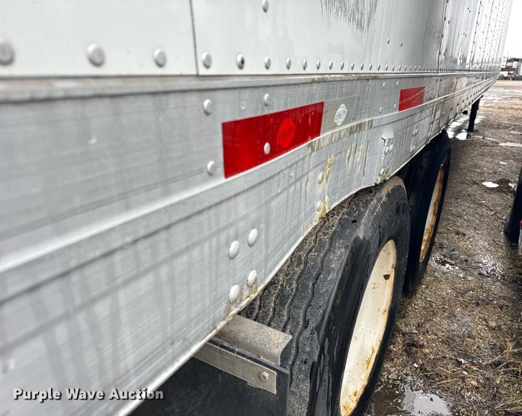 image for item YA0363 2013 Utility dry van trailer