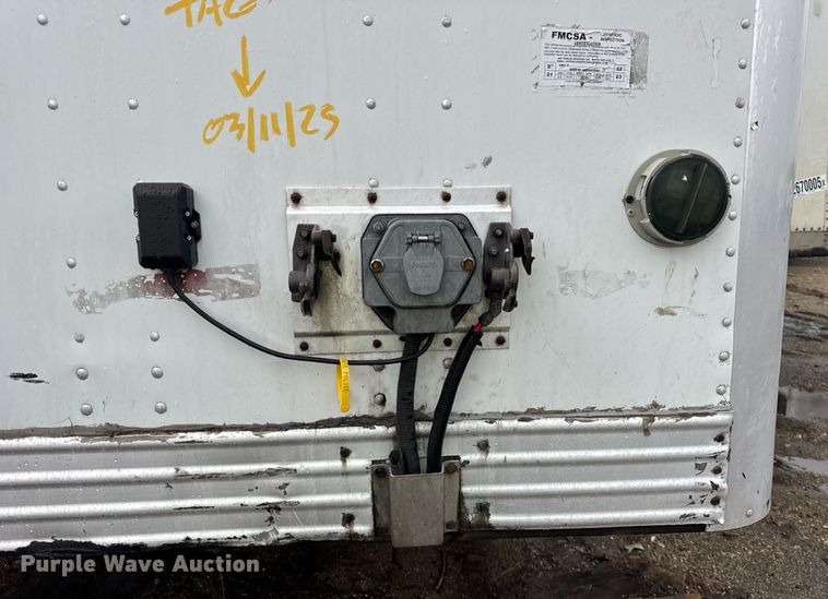 image for item YA0363 2013 Utility dry van trailer