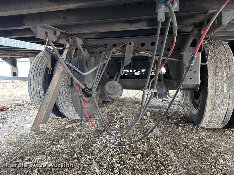 image for item YA0363 2013 Utility dry van trailer