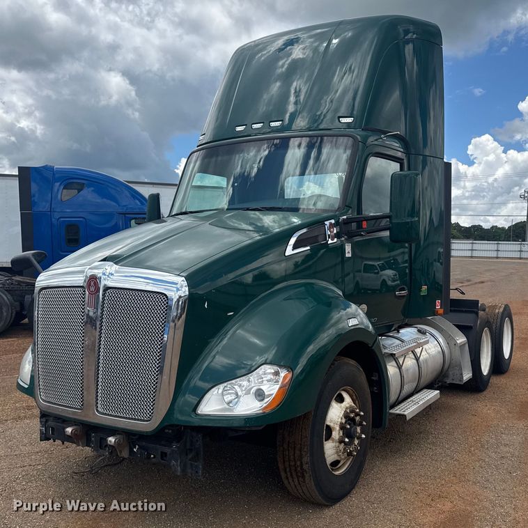 2019 Kenworth T680 semi truck in Mocksville, NC | Item YA0413 sold