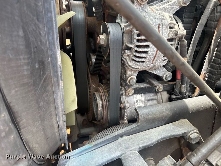 image for item YA0413 2019 Kenworth T680 semi truck