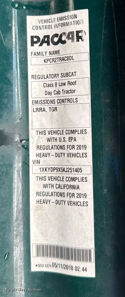 image for item YA0413 2019 Kenworth T680 semi truck