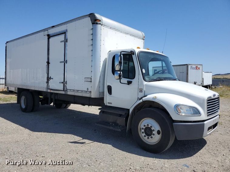 image for item YA0492 2012 Freightliner  Business Class M2 106 box truck