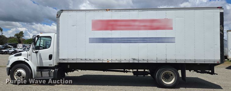 image for item YA0492 2012 Freightliner  Business Class M2 106 box truck