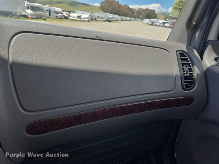 image for item YA0492 2012 Freightliner  Business Class M2 106 box truck