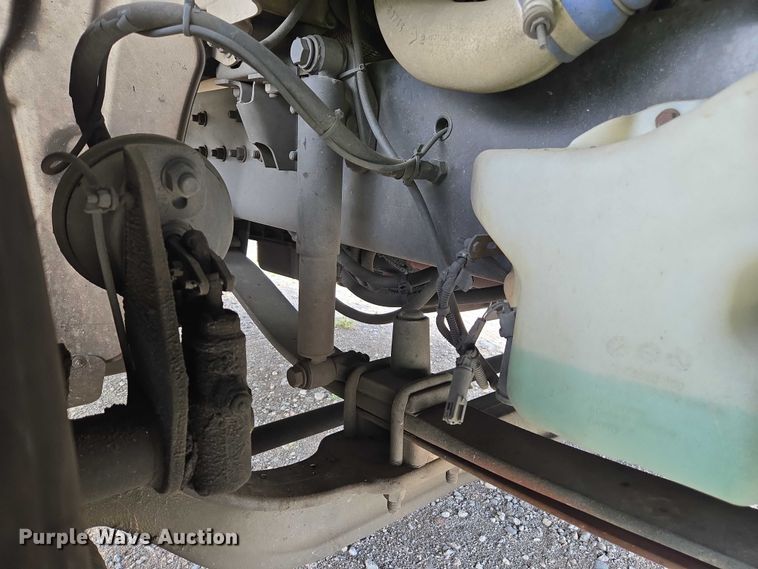 image for item YA0493 2012 Freightliner Business Class M2 106 box truck