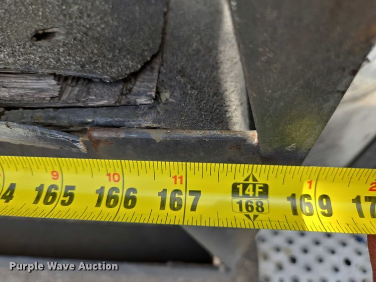 image for item YA0493 2012 Freightliner Business Class M2 106 box truck