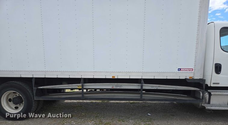 image for item YA0493 2012 Freightliner Business Class M2 106 box truck